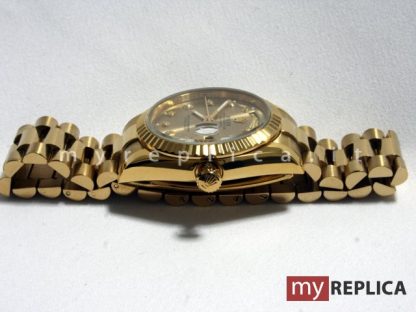 Rolex Day Date Oro Replica Quadrante Oro con Diamanti 118238 - immagine 3