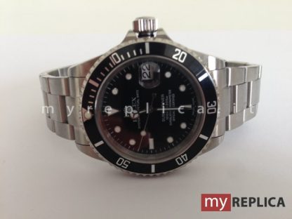 Rolex Submariner Date Ghiera Nera in Ceramica Eta Svizzero