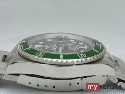 Rolex Submariner Date Replica Ghiera Verde in Ceramica Eta Svizzero - immagine 9